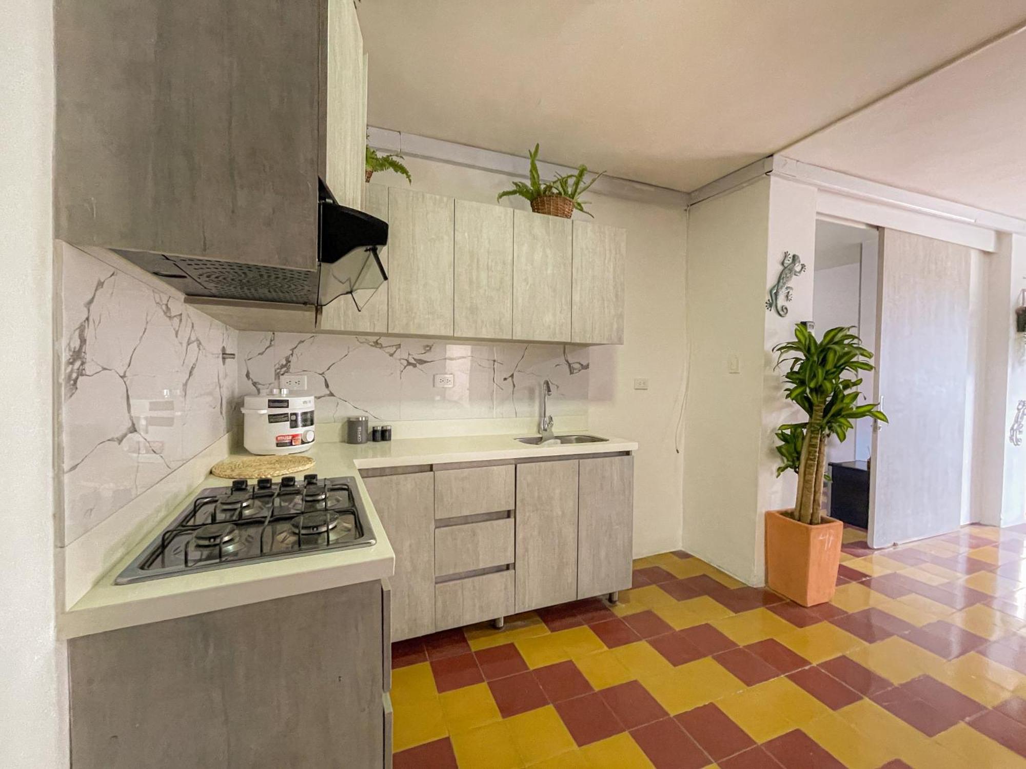 Casa Encanto, Apartamento - Habitaciones, Laureles-America Медельин Экстерьер фото