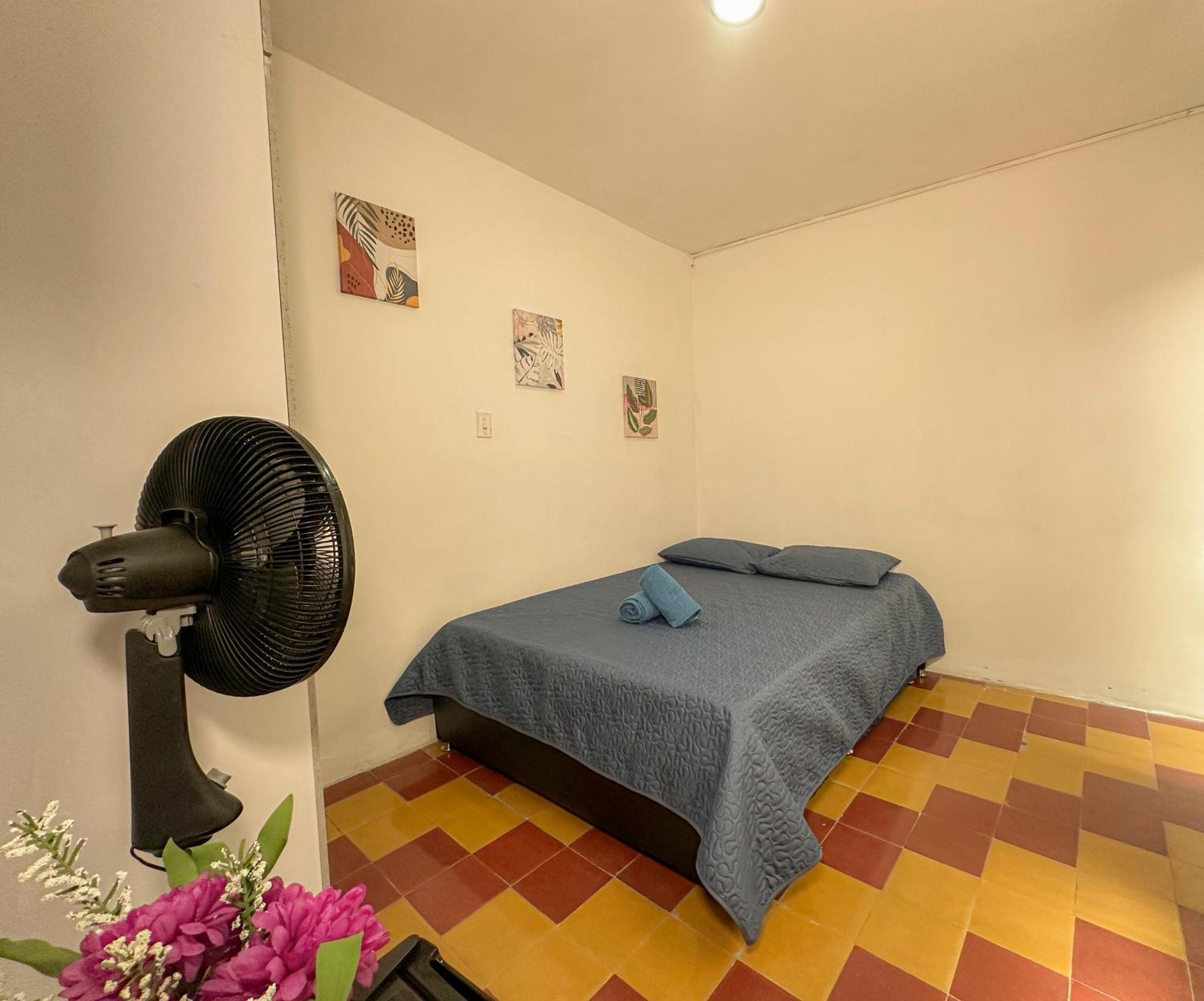 Casa Encanto, Apartamento - Habitaciones, Laureles-America Медельин Экстерьер фото
