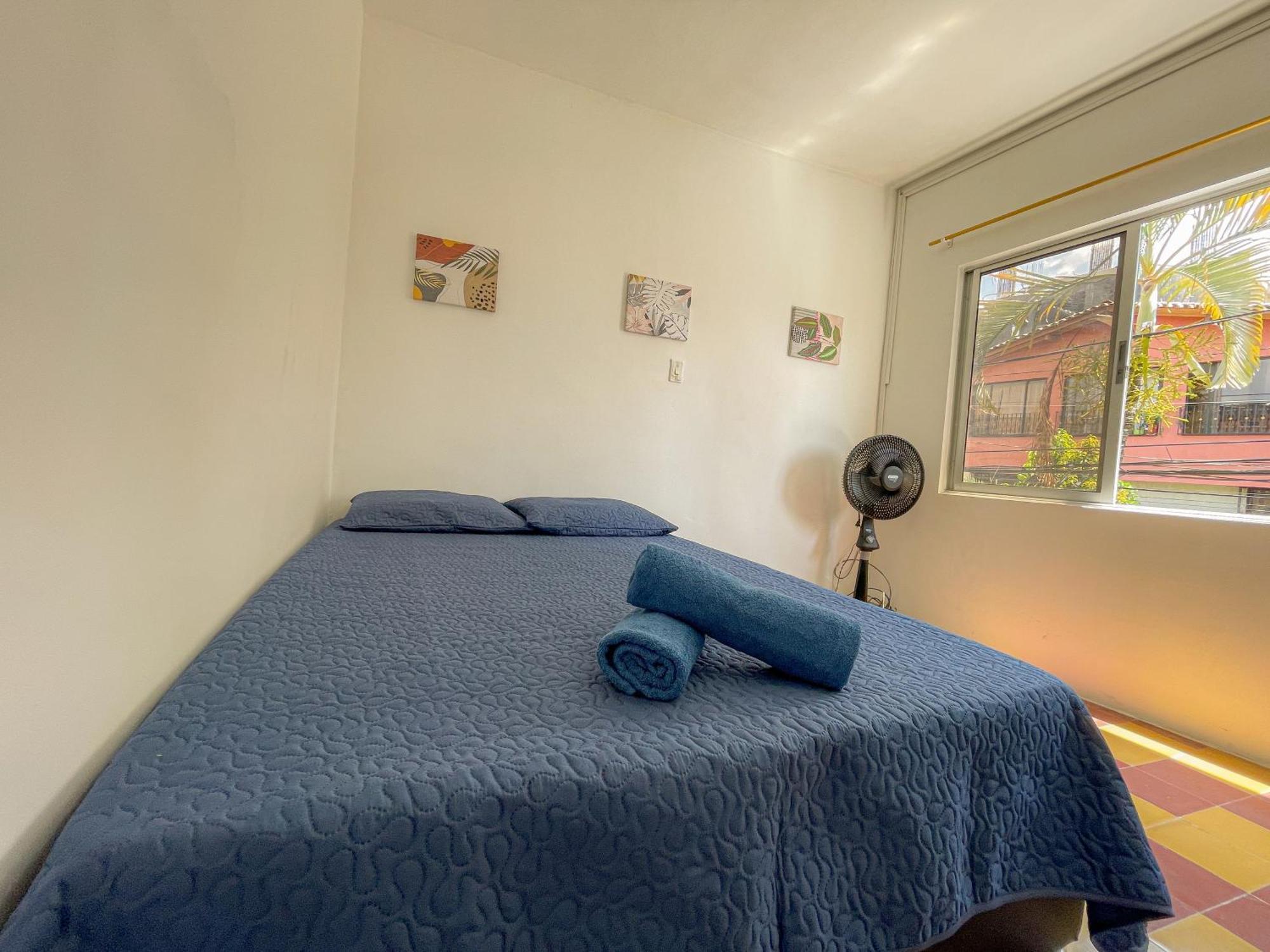 Casa Encanto, Apartamento - Habitaciones, Laureles-America Медельин Экстерьер фото