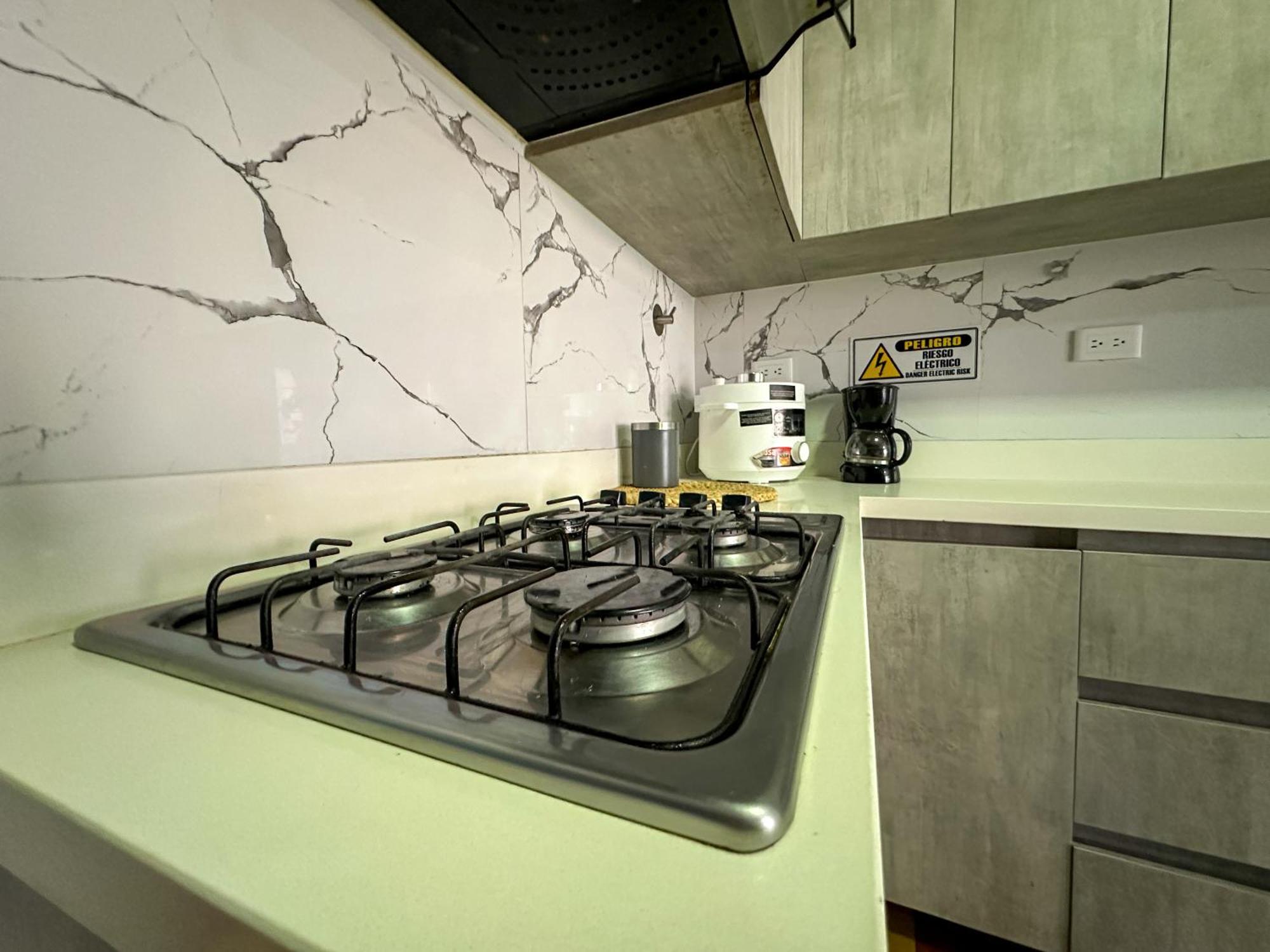 Casa Encanto, Apartamento - Habitaciones, Laureles-America Медельин Экстерьер фото